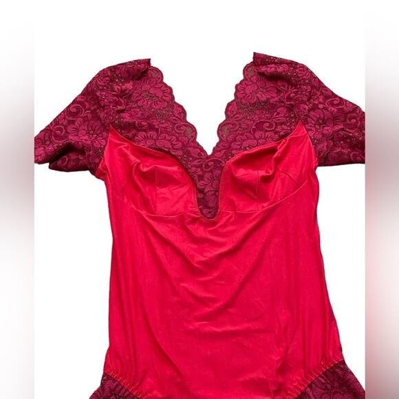 We are HAH Top Heavy Bodysuit Rouge Red Size Small NWT - Picture 2 of 6